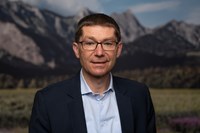 Daniel Farb Daniel Farb