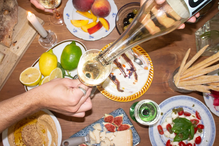 Nino Schaumwein Dry January Von Salis Wein