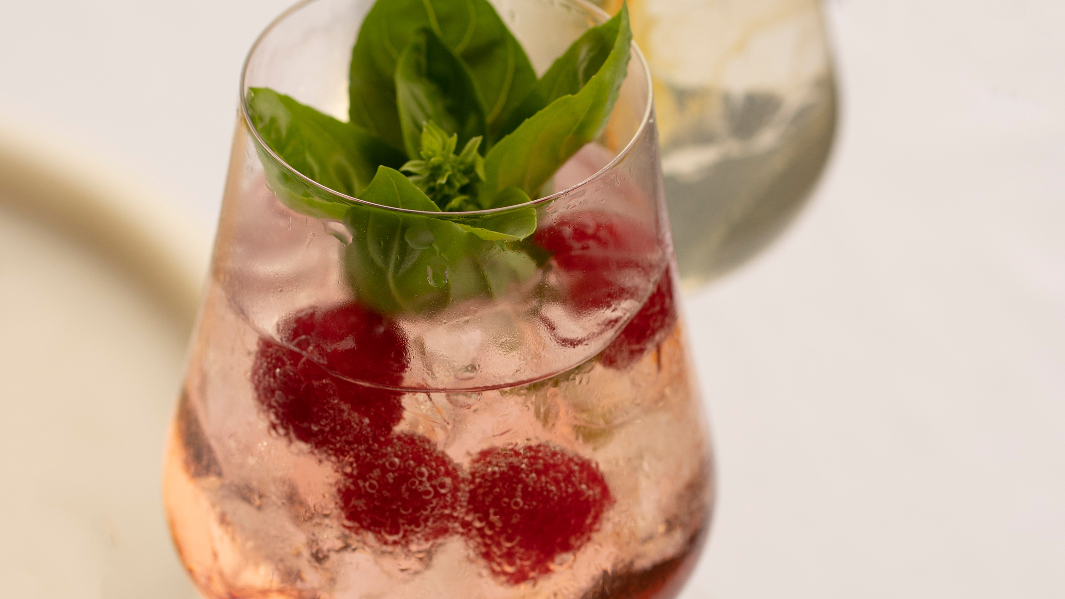 Zero'si Schaumwein Alokoholfrei Von Salis Wein