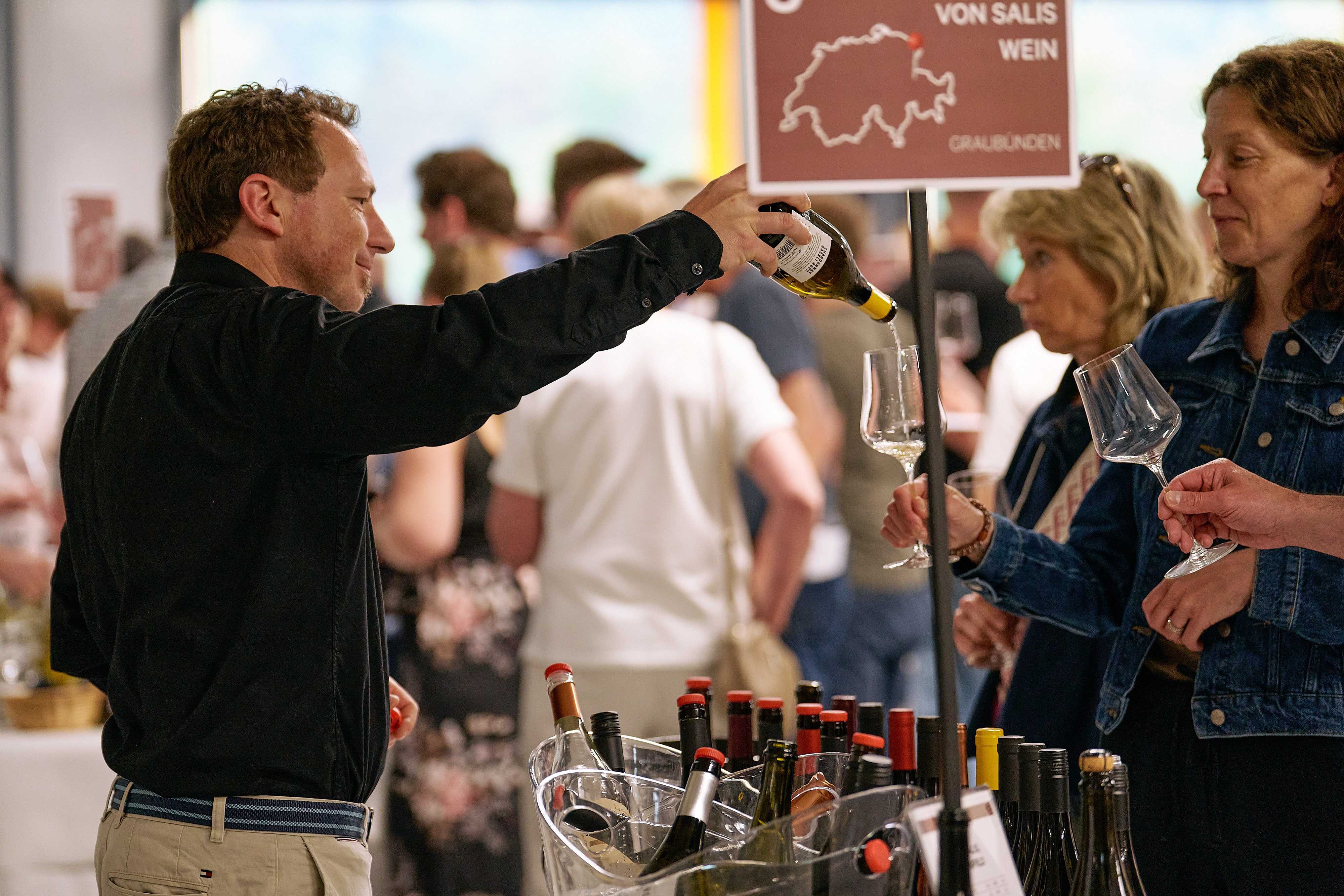 Vonsalis Eröffnung 02.05.2025 82 1 Min