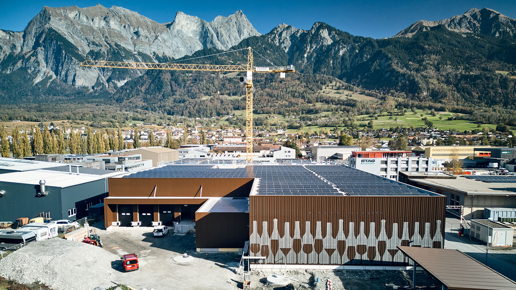 Von Salis Neubau Maienfeld Fassede Optik