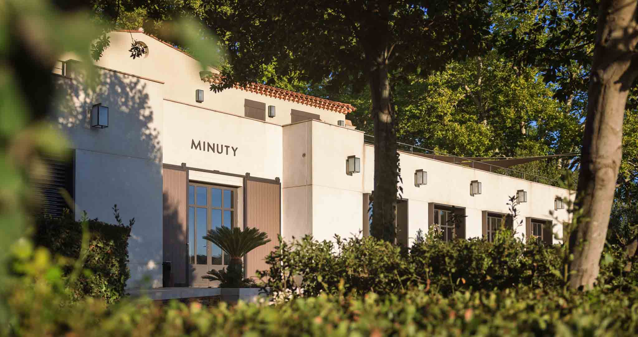 Vonsalis Weinblog Domaines Ott Chateau De Selle Rang De Vignes En Provence