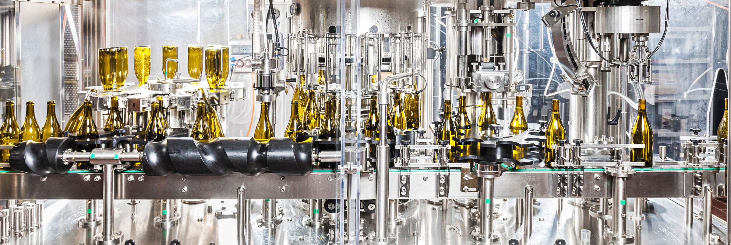 Von Salis Nachhaltigkeit Leichtglas Wein Abfüllung